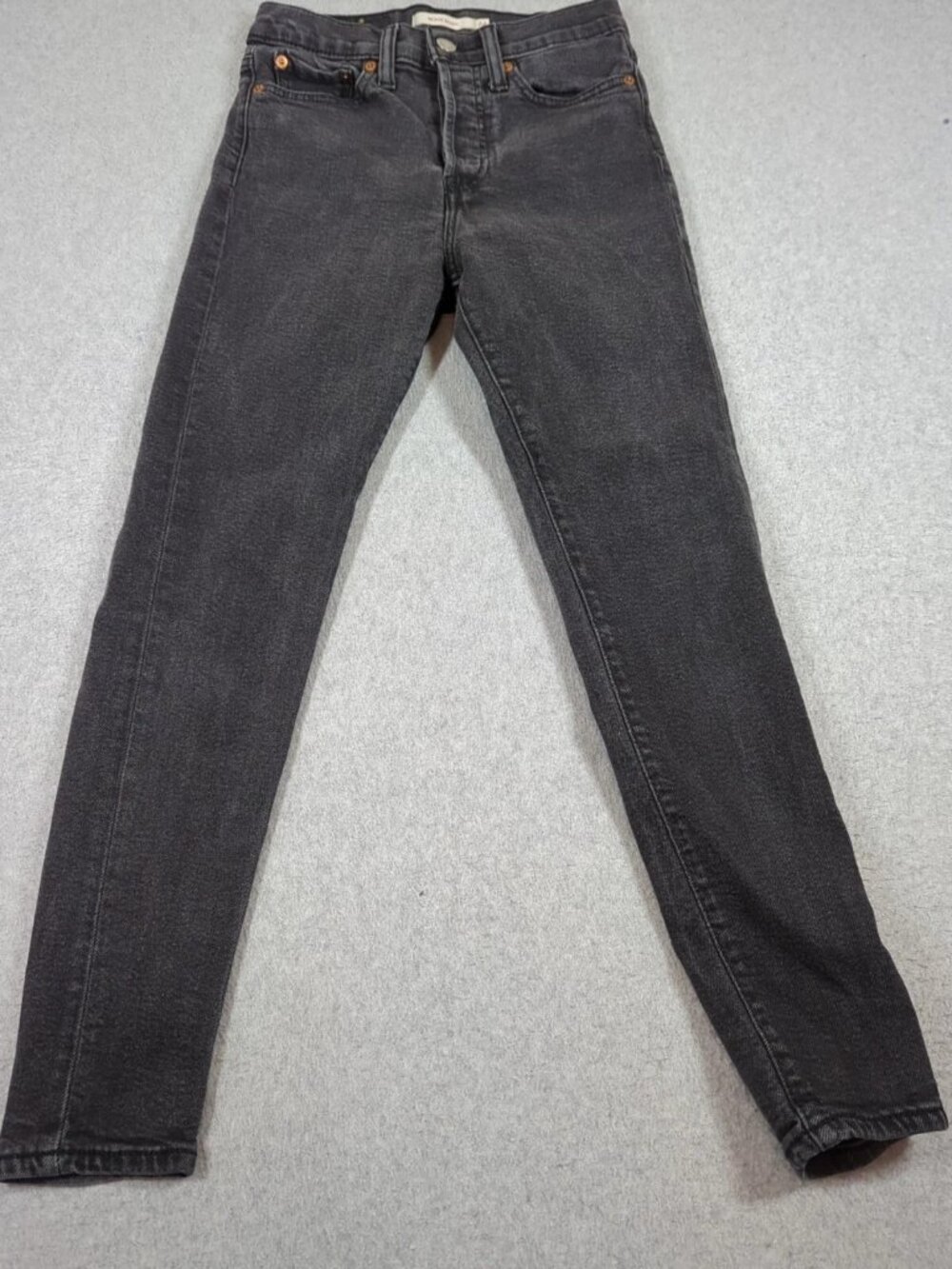 Levi's Wedgie Skinny Jeans Women's 24 Black Denim Button Fly Mid Rise Stretch